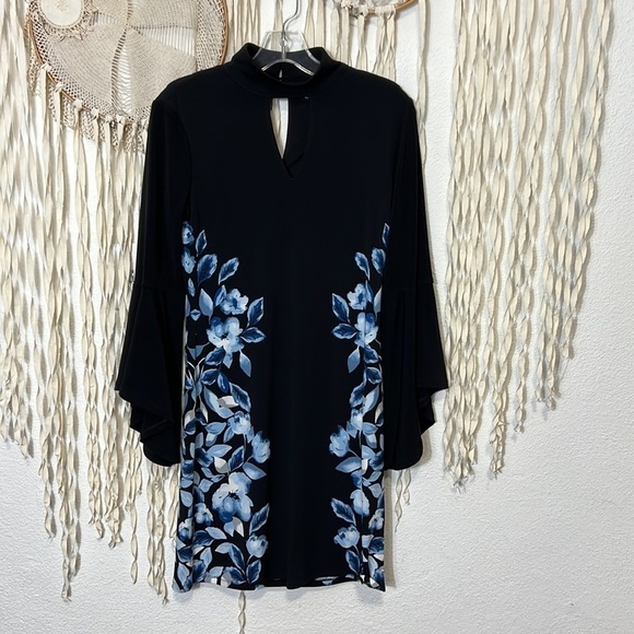 White House Black Market NWT Esmee Floral Dress with Drama Sleeve Size XS - Picture 2 of 13